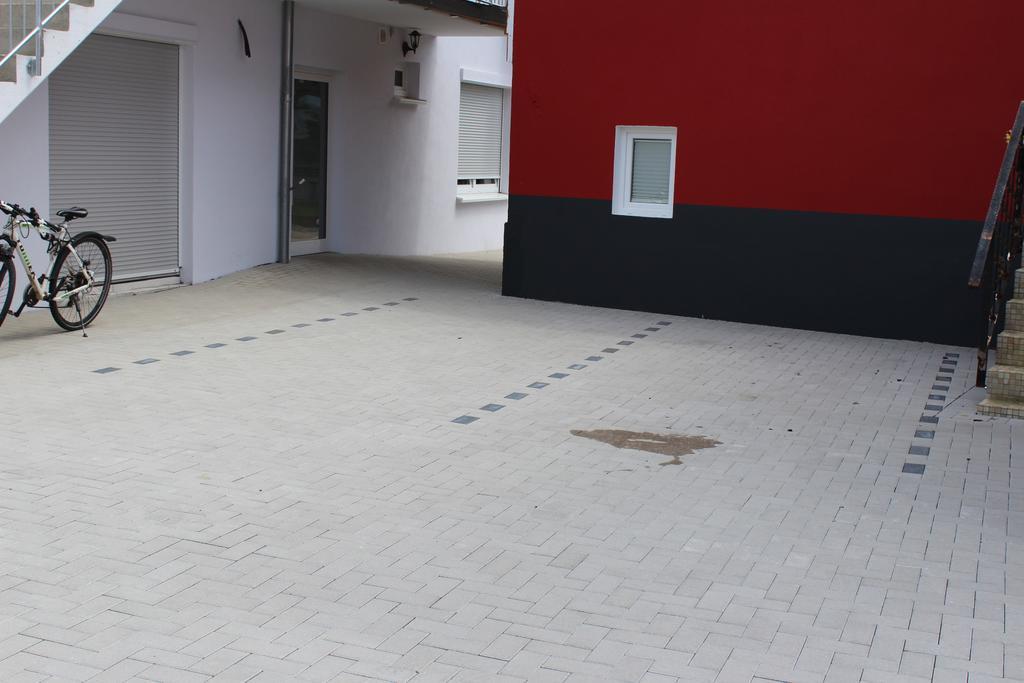 Gaestehaus Mama Rust Bagian luar foto